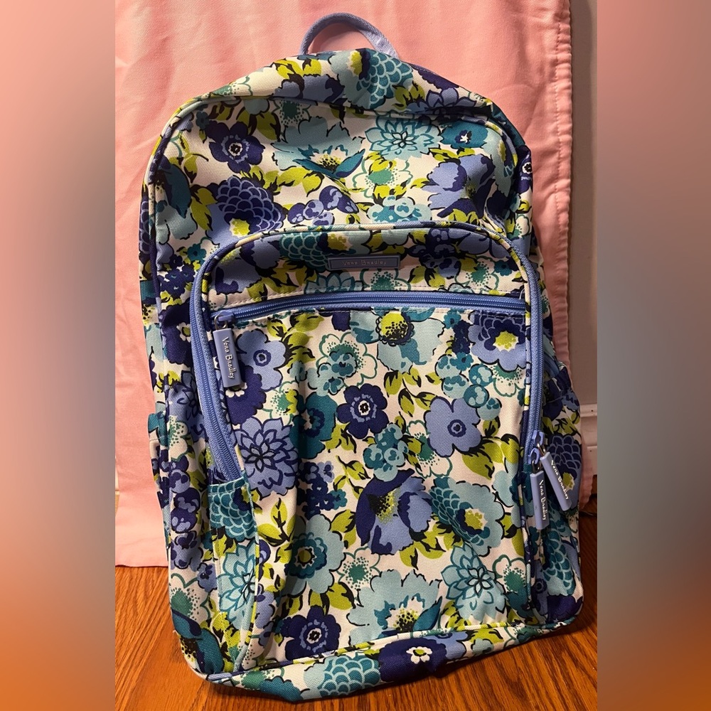 Vera Bradley floral nylon backpack w/ three main compartments and two cupholders
